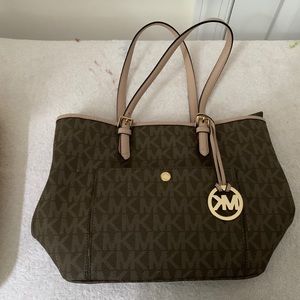 Michael Michael Kors Brown handbag